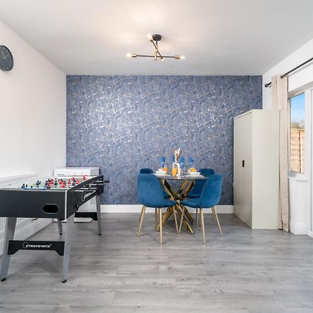 ハーロウLux 3Bed Near Wembley With Parking By Oceana Group - Sleeps 8アパートメント エクステリア 写真