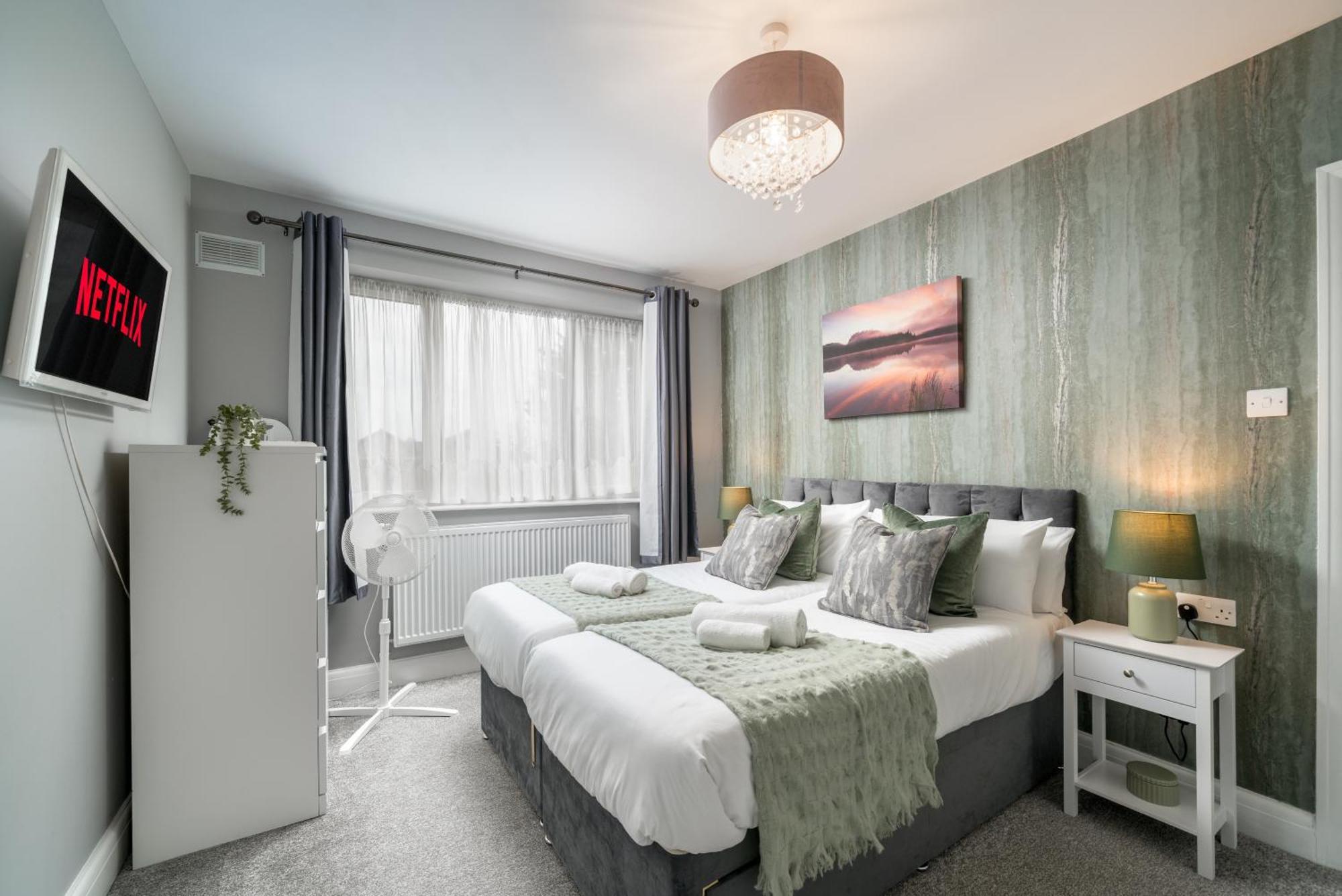 ハーロウLux 3Bed Near Wembley With Parking By Oceana Group - Sleeps 8アパートメント エクステリア 写真