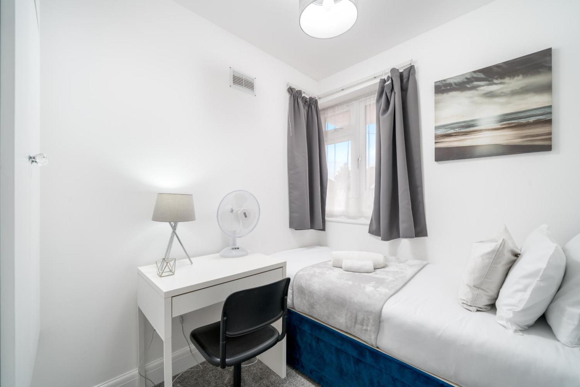 ハーロウLux 3Bed Near Wembley With Parking By Oceana Group - Sleeps 8アパートメント エクステリア 写真